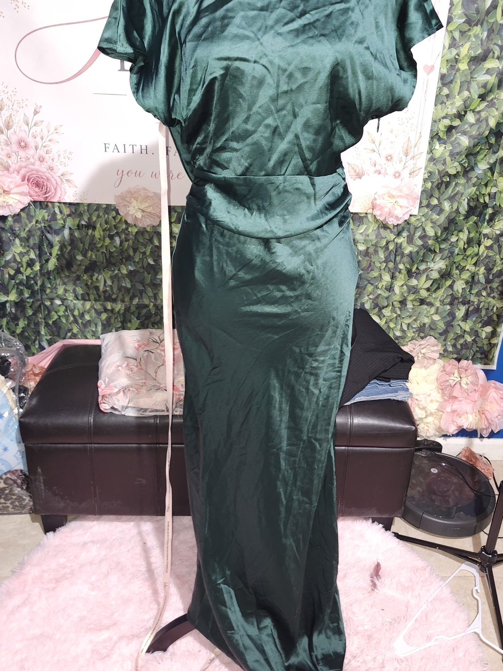 Lulus Captivating Presence Women's Forest Green Satin Maxi Dress